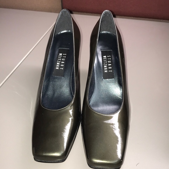 NWOT STUART WEITZMAN PUMPS - Picture 2 of 8
